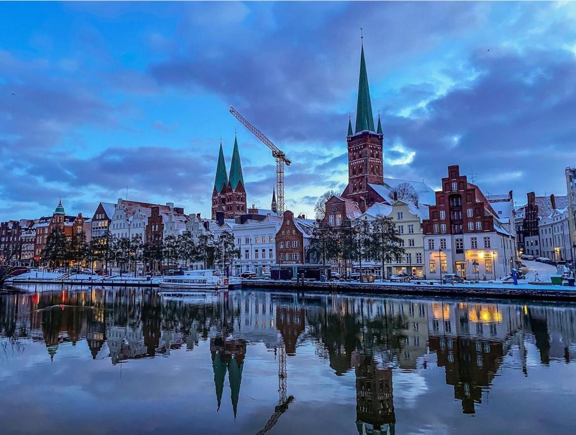 Doppelzimmer Mit Terrasse In Privatem Zuhause Lübeck Exteriör bild