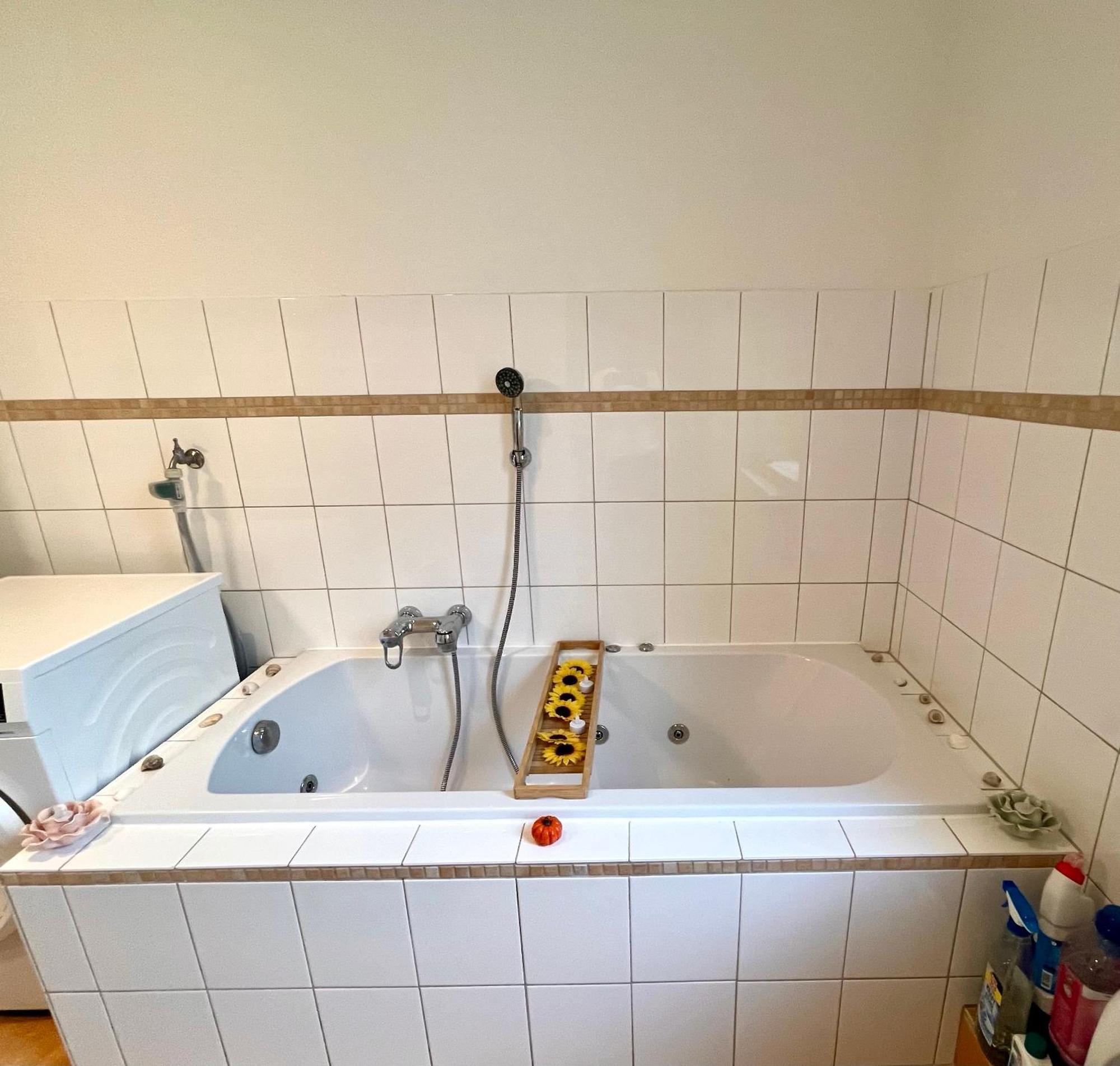 Doppelzimmer Mit Terrasse In Privatem Zuhause Lübeck Exteriör bild